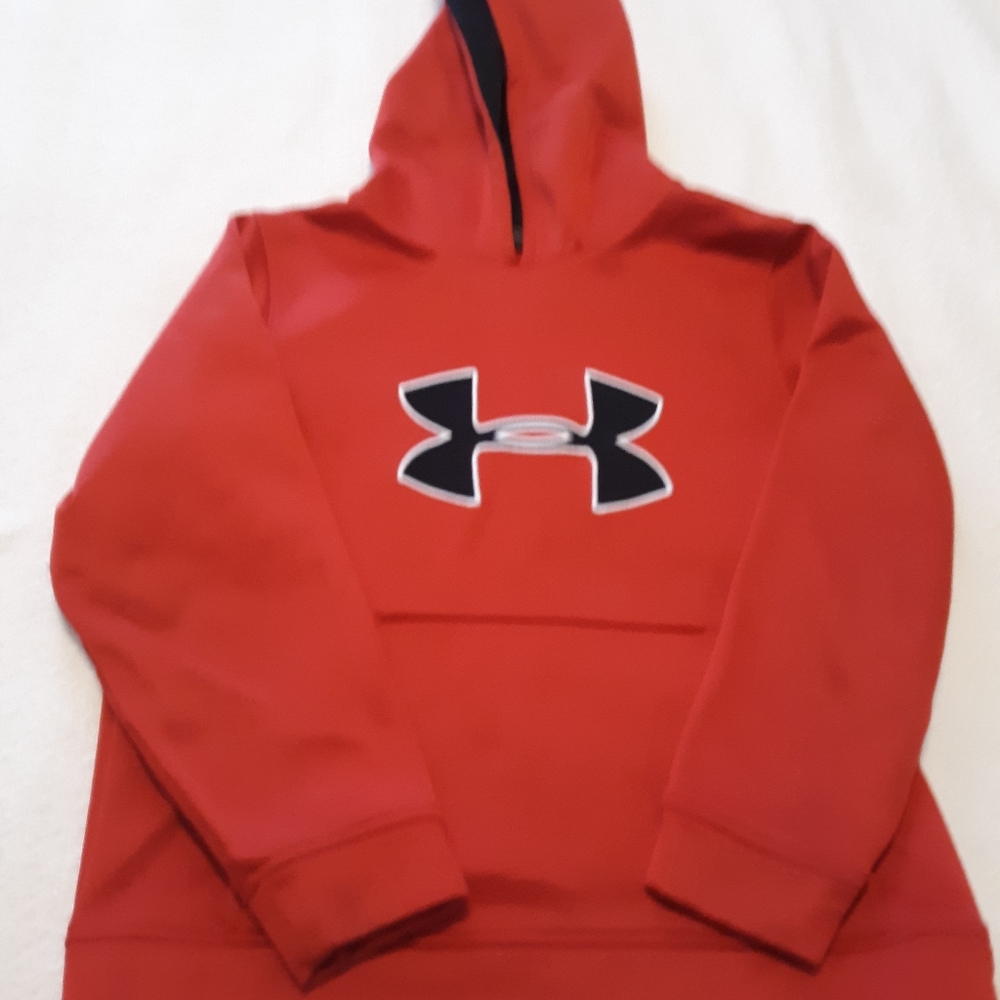 Boy's under armour hoodie
